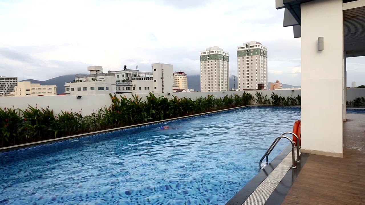 Bể bơi tại Đà Nẵng - Bể bơi khách sạn sông Hàn