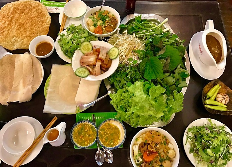 Top 5 quán ăn ngon Đà Nẵng " nứt tiếng"