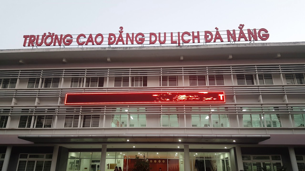 Trường Du lịch Đà Nẵng 
