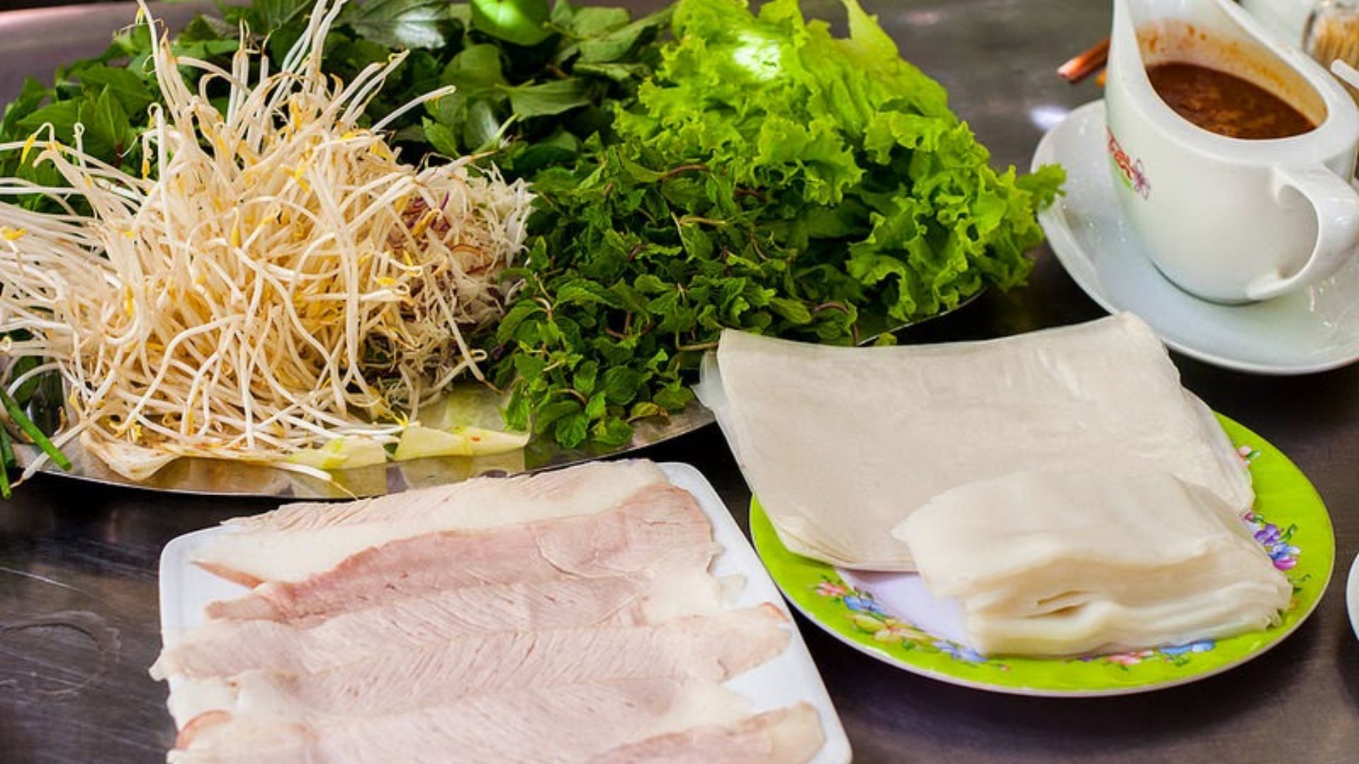 Quán Quê Xưa - Địa chỉ bán bánh tráng thịt heo chất lượng tại Đà Nẵng 