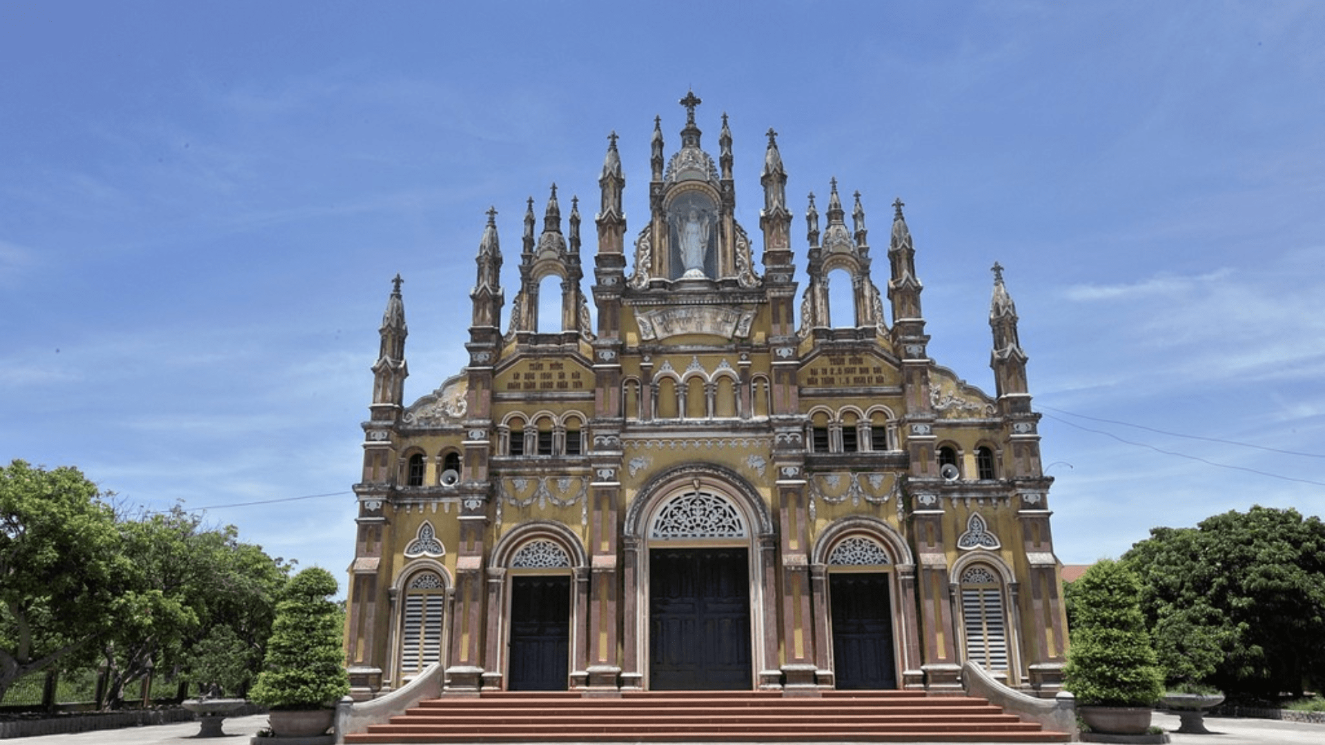 Nhà Thờ Trung Linh - Nhà thờ công giáo đẹp tỉnh Nam Định