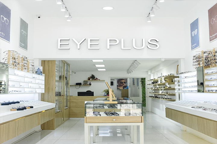 Mắt kính cận Sài Gòn thương hiệu Eye Plus