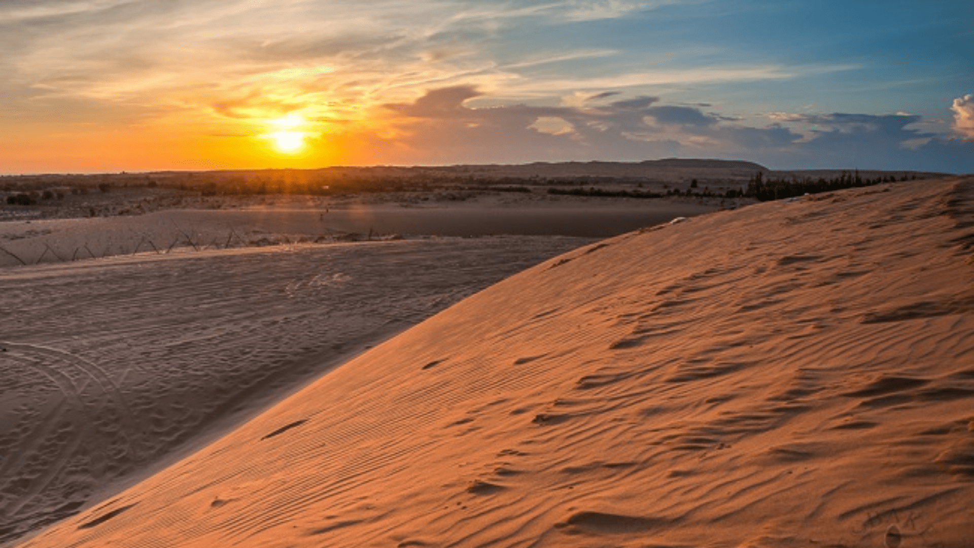 Red Sand Dunes - Cảnh đẹp Bình Thuận