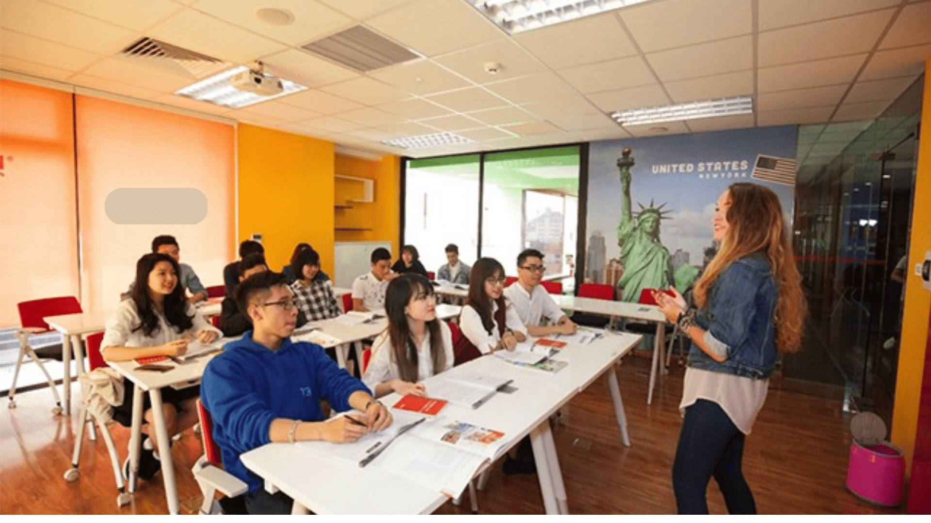 Danang Marvel – Lớp học tiếng anh giao tiếp Đà Nẵng dễ học