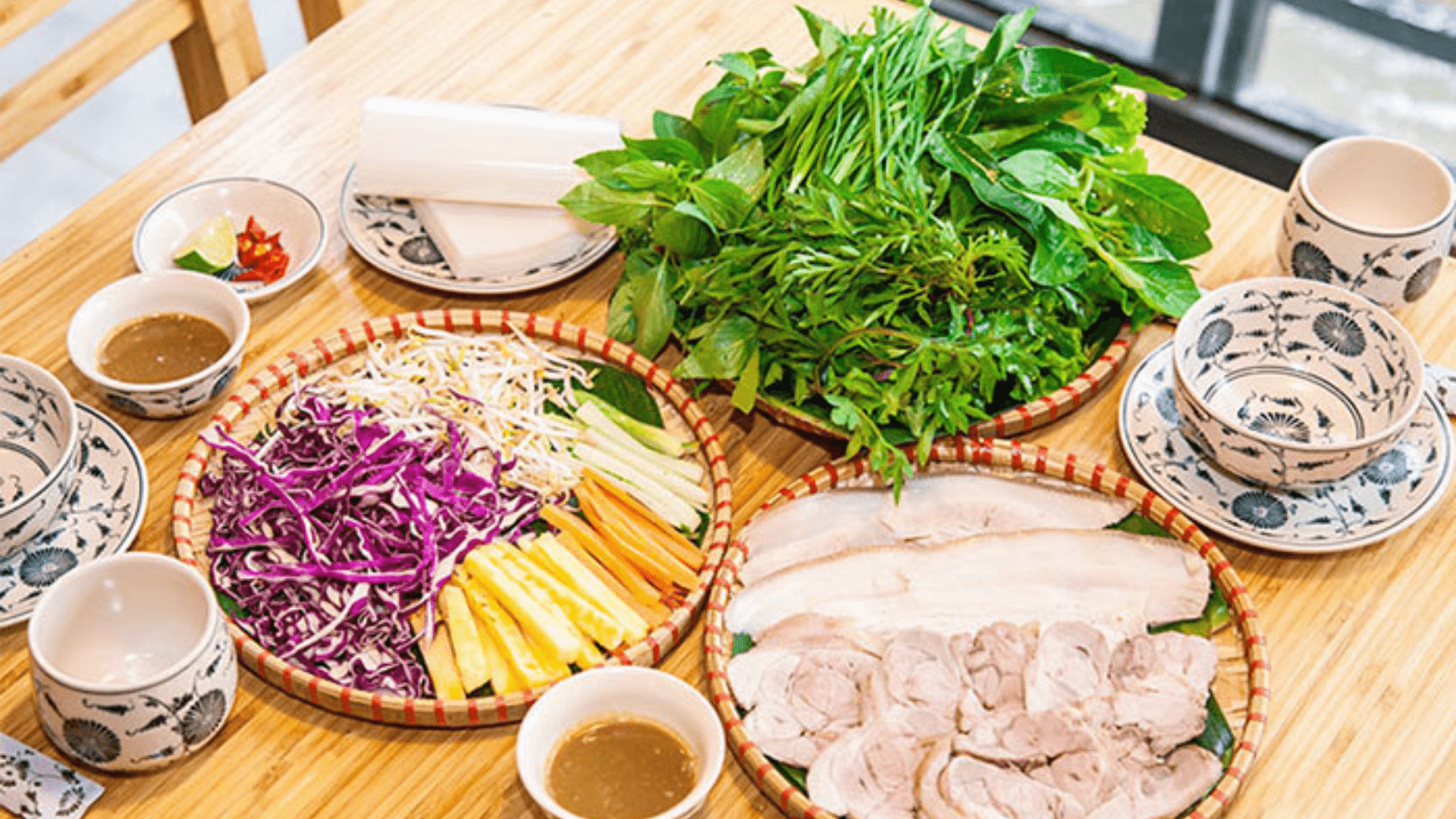 Đặc sản Trần Đà Nẵng - Nhà hàng bán bánh tráng thịt heo Đà Nẵng cực chất lượng