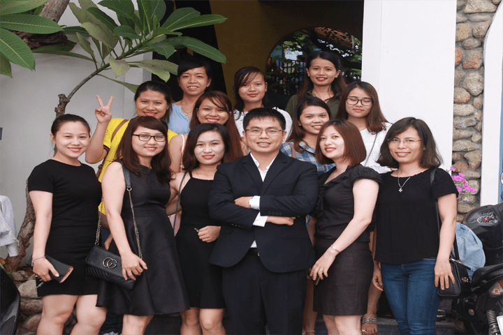 Đội ngũ chuyên viên tư vấn tại kế toán Sáng Nguyễn