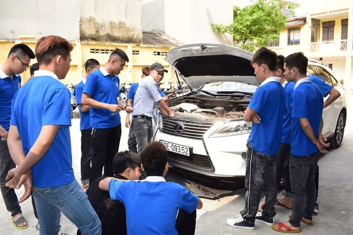Những địa điểm học công nghệ ô tô tại Đà Nẵng uy tín