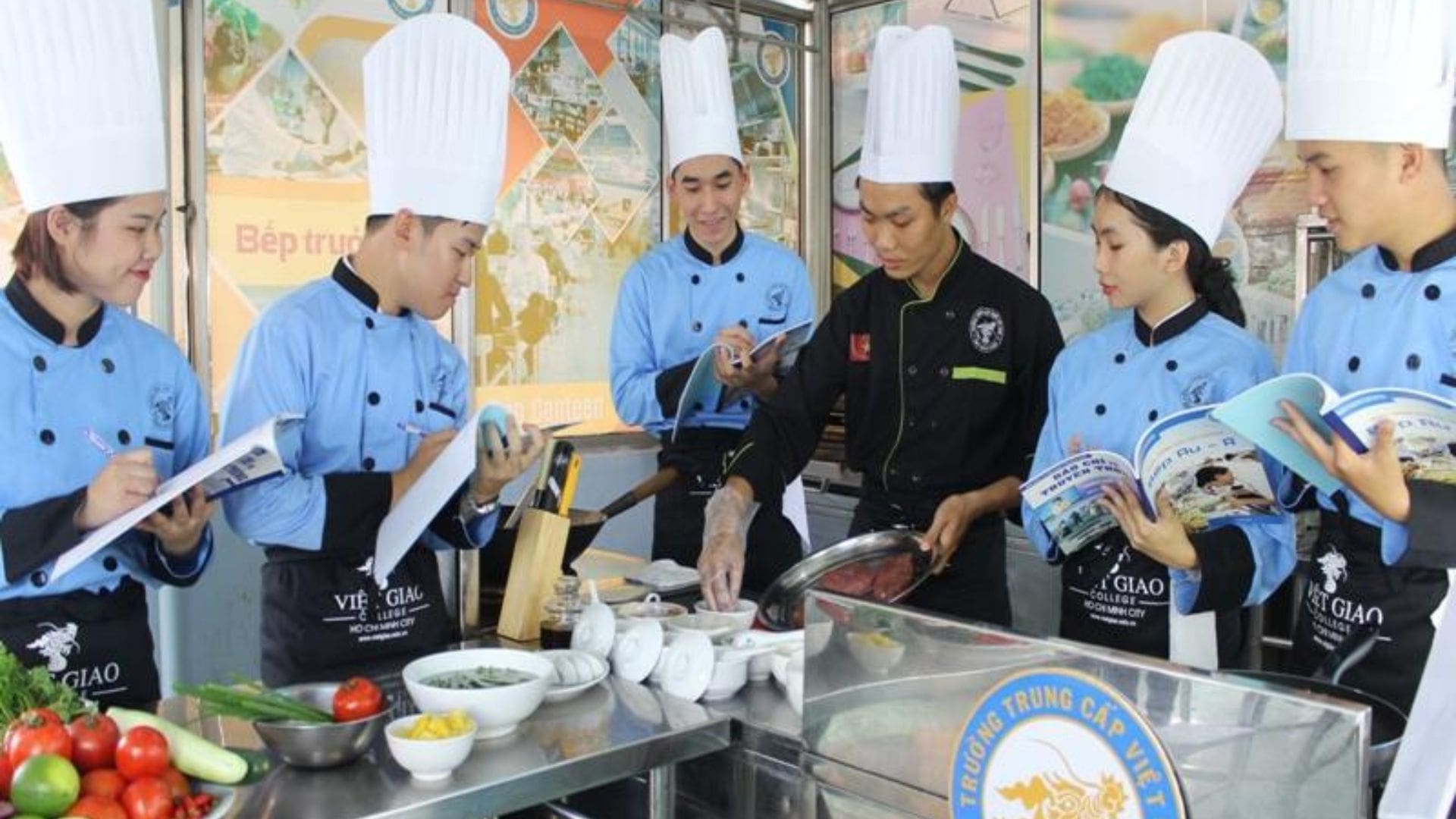 Top 11 địa chỉ đào tạo bếp Đà Nẵng chuyên nghiệp và uy tín nhất
