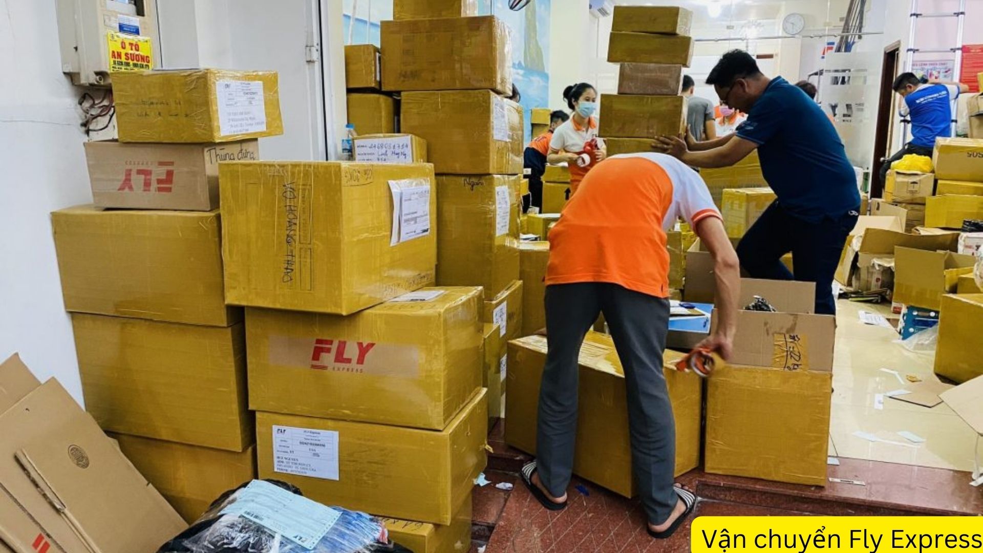 Fly Express - Đơn vị chuyên gửi hàng đi Mỹ tại Hà Nội hàng đầu