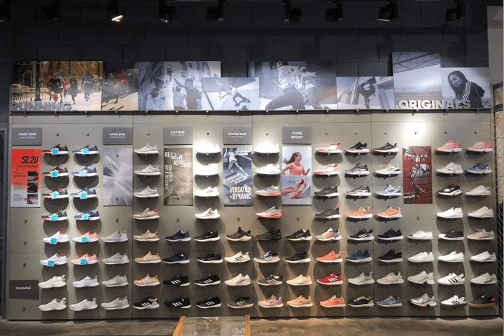 Địa chỉ chuyên cung cấp giày Sneaker Đà Nẵng chất lượng