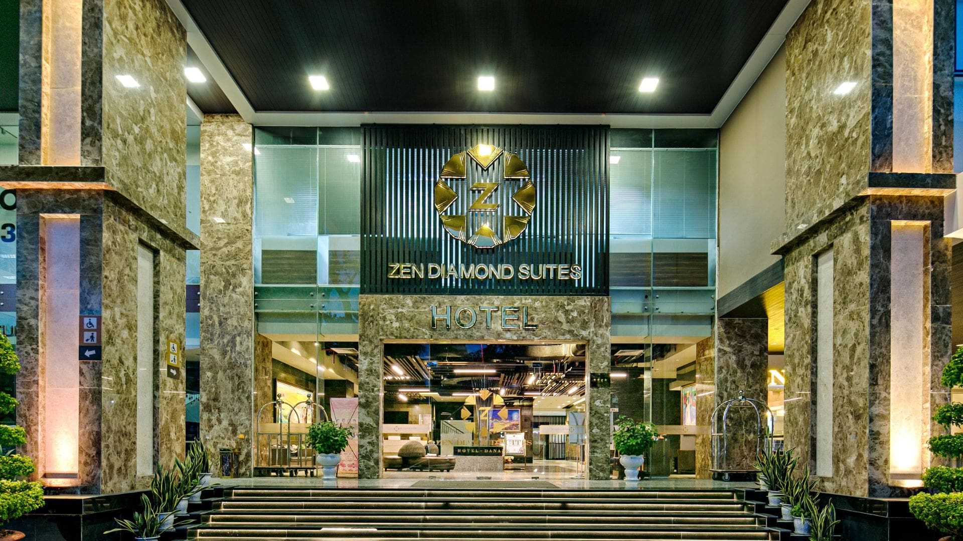 Khách sạn 4 sao Đà Nẵng Zen Diamond Suites Hotel