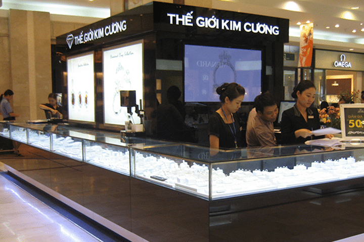 Quầy giao dịch tại thương hiệu Thế Giới Kim cương Đà Nẵng