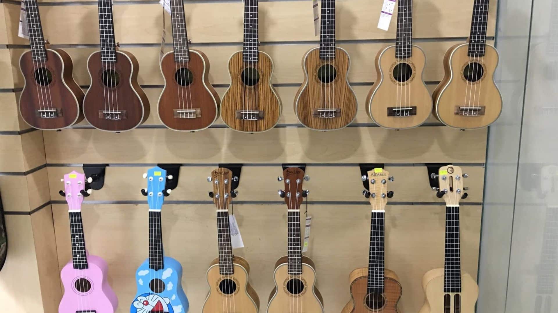 Hero Guitar Shop - Xưởng sản xuất shop đàn guitar gần đây tại Đà Nẵng
